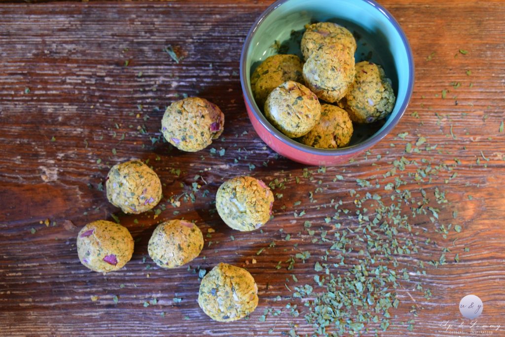 Easy oven baked falafels . Falafels délicieux et au four