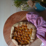 Rustic Mirabelle plum - Almond tart. Tarte rustique Mirabelles Amandes